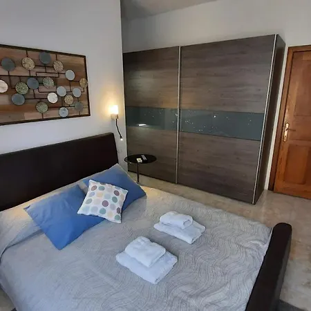 Apartment Spacious Side-sea View At St Paul's Bay *